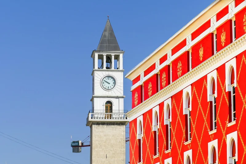 Tiran'da Üç Günlük Plan