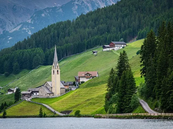 Bolzano şehir görseli